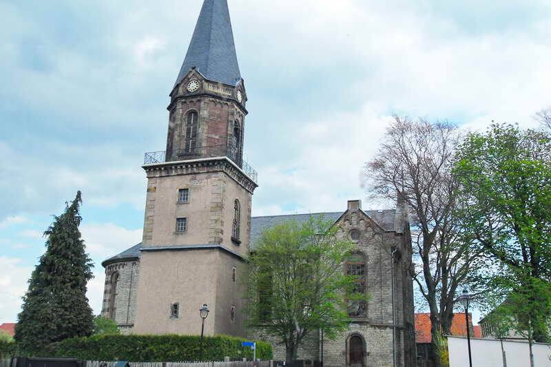 Bonifatius-Kirche, Gemeinde Emleben