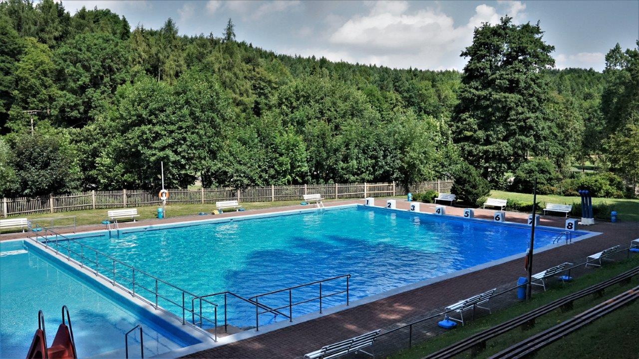Waldschwimmbad Schönau v.d.W.